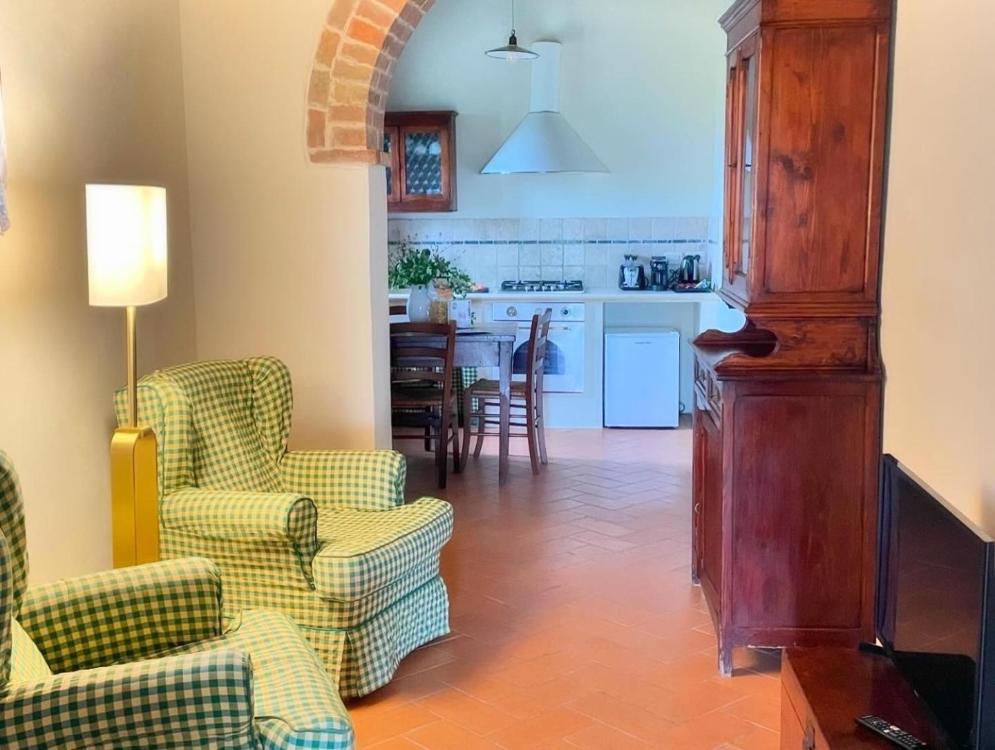 Agriturismo Le Sorbelle D'Orcia Con Piscina Pienza Exterior foto
