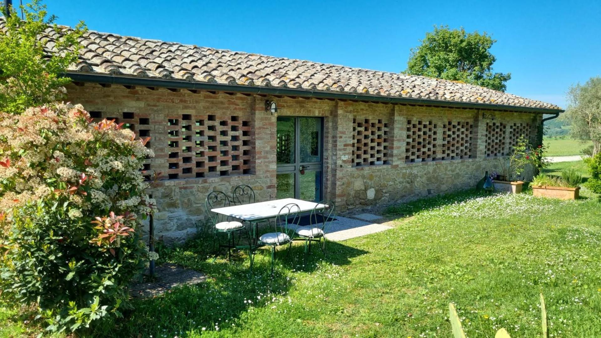Agriturismo Le Sorbelle D'Orcia Con Piscina Pienza Exterior foto
